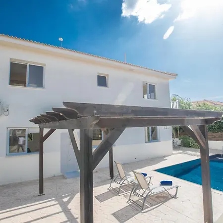 Hara Nissi Villas Ayia Napa